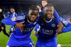 包含巴特勒回归赛场，势不可挡首场状态亮眼，利物浦观众沸腾！的词条